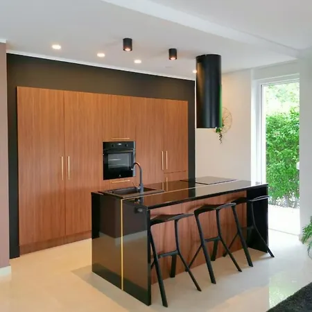 Villa Santo *
